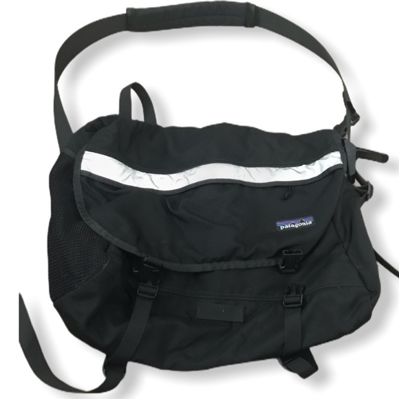 Patagonia Other - Patagonia Mesh Messenger Bag